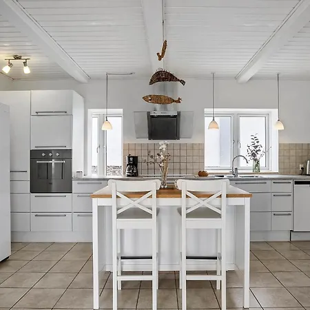 Beautiful In With House Sea View Дом отдыха Ассенс