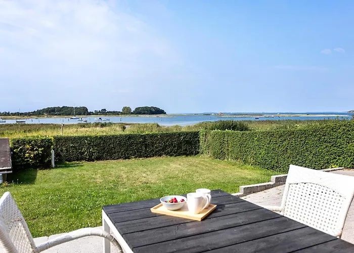 Beautiful In With House Sea View Ассенс